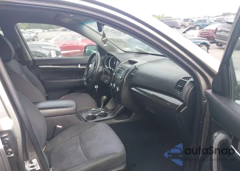 2012 Kia Sorento Lx from USA, damaged, VIN 5XYKT4A69CG189806